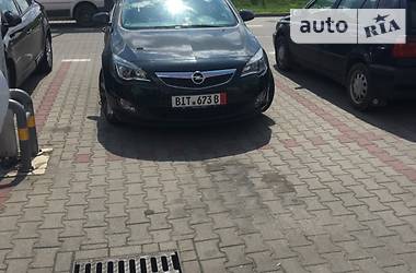 Хэтчбек Opel Astra 2012 в Ивано-Франковске