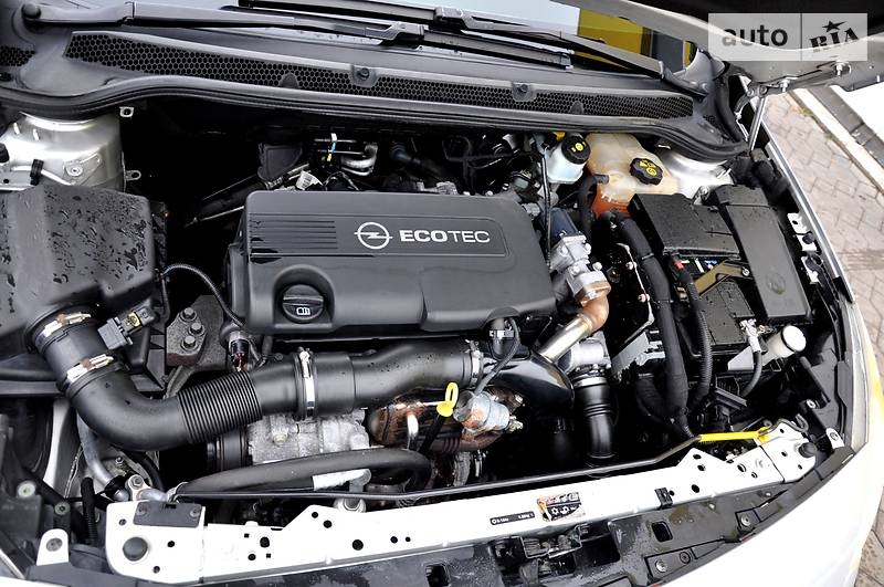 Універсал Opel Astra 2011 в Львові фото 17 Універсал Opel Astra 2011 в Львові