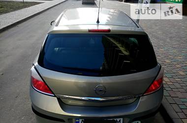 Хэтчбек Opel Astra 2007 в Одессе