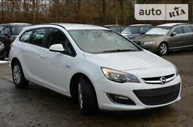 Opel Astra 2012