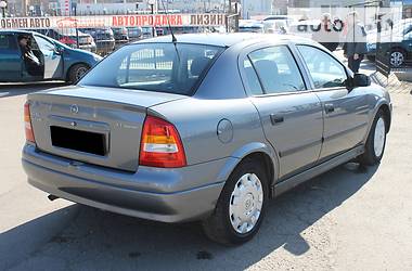 Седан Opel Astra 2005 в Николаеве