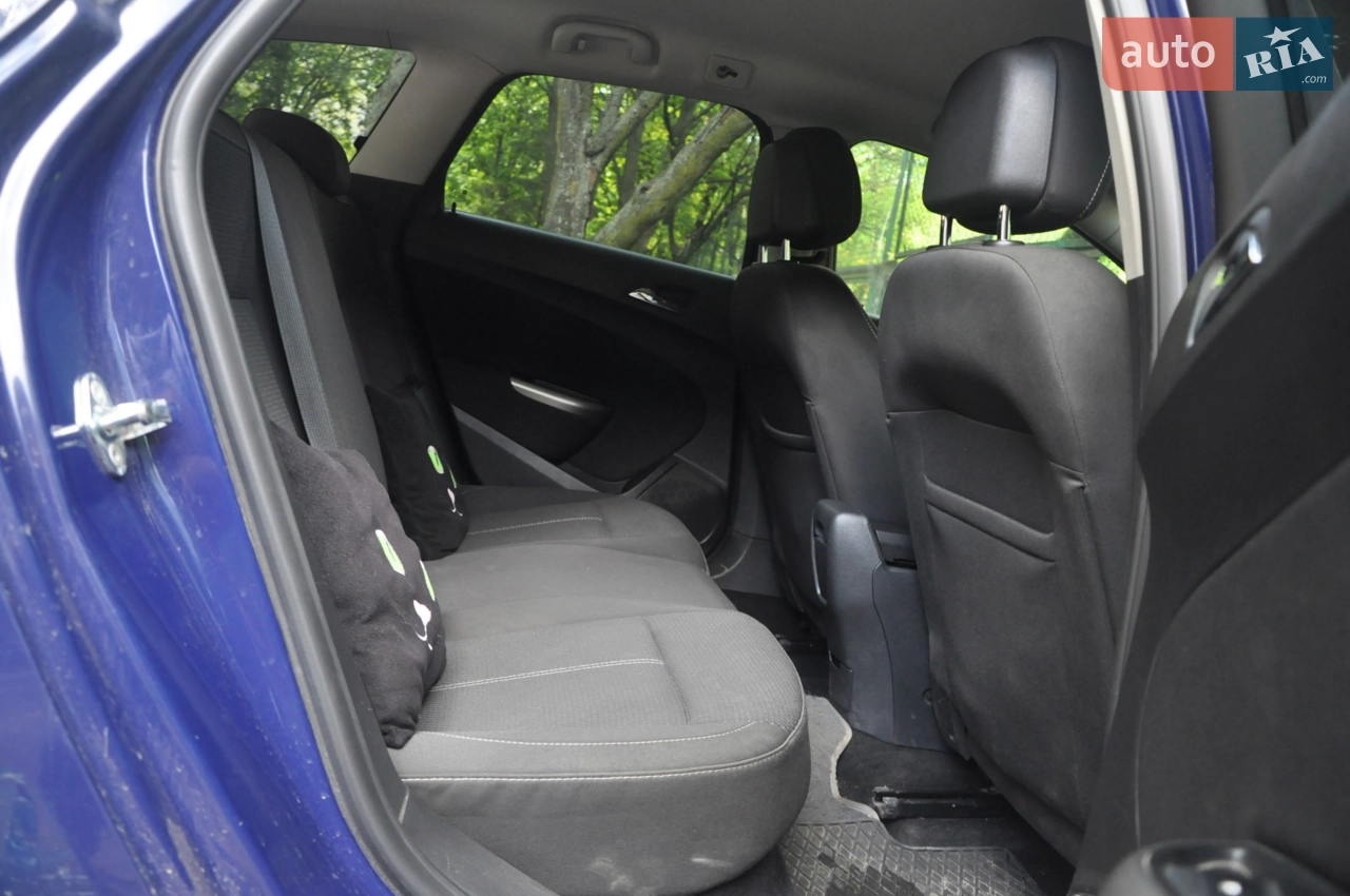 2012 Opel Astra - мініатюра 11