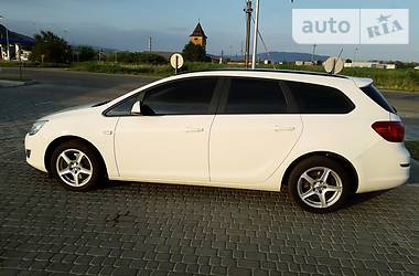 Opel Astra 2011