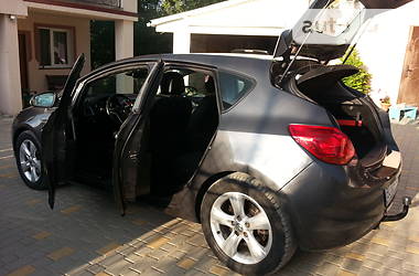 Хетчбек Opel Astra 2009 в 