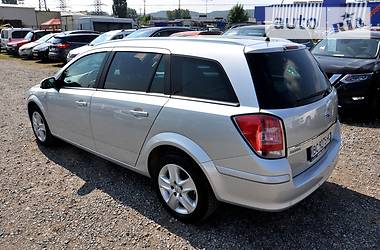 Універсал Opel Astra 2010 в 