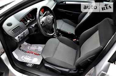 Універсал Opel Astra 2010 в 