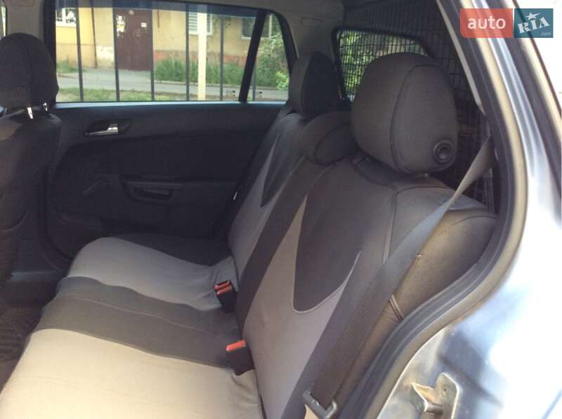 Универсал Opel Astra 2008 в Ивано-Франковске