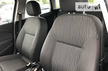 Універсал Opel Astra 2013 в 