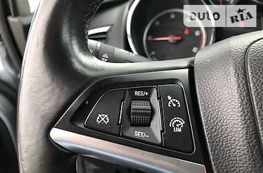 Універсал Opel Astra 2013 в 
