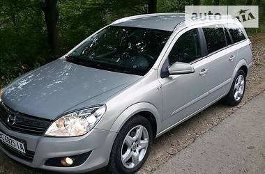 Универсал Opel Astra 2008 в Ивано-Франковске