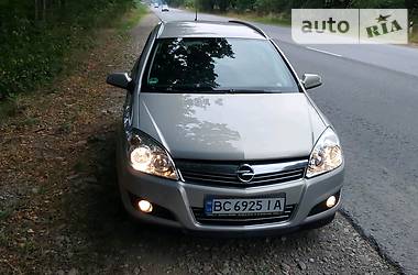 Универсал Opel Astra 2008 в Ивано-Франковске