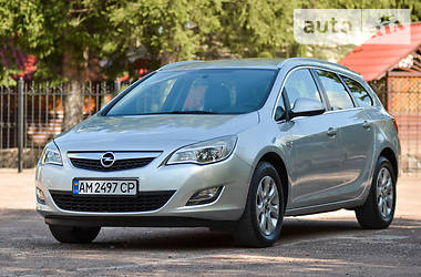 Opel Astra 2012