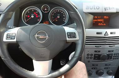 Хэтчбек Opel Astra 2008 в Львове