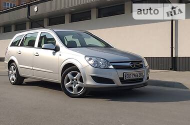 Универсал Opel Astra 2009 в Тернополе