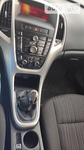 Хетчбек Opel Astra 2010 в Шептицькому
