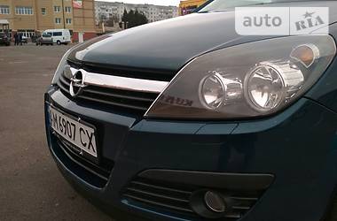 Хэтчбек Opel Astra 2007 в Житомире