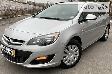 Универсал Opel Astra 2014 в Виннице