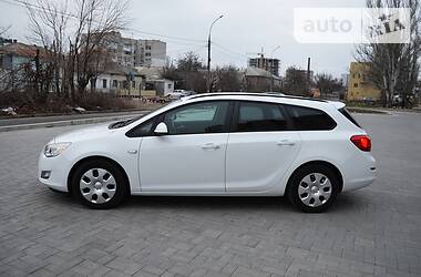 Универсал Opel Astra 2012 в Николаеве