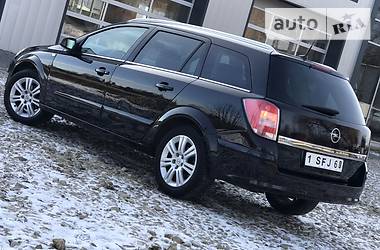 Универсал Opel Astra 2008 в Дрогобыче