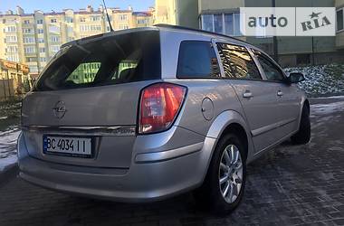 Универсал Opel Astra 2008 в Львове