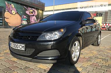 Купе Opel Astra 2007 в Луцке