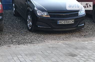 Купе Opel Astra 2007 в Луцке