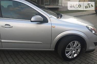 Универсал Opel Astra 2009 в Львове