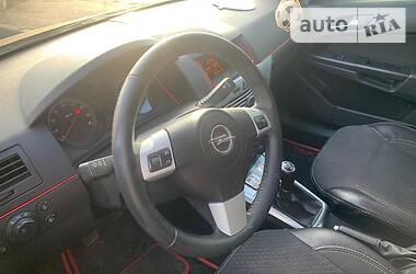 Универсал Opel Astra 2012 в Киеве