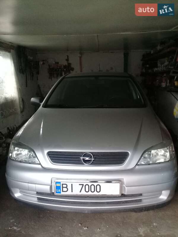 Седан Opel Astra 2005 в Полтаве фото 2 Седан Opel Astra 2005 в Полтаве