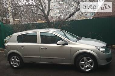 Хетчбек Opel Astra 2008 в 