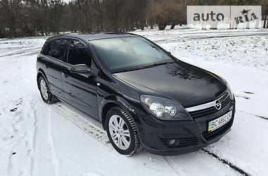 Хетчбек Opel Astra 2005 в 