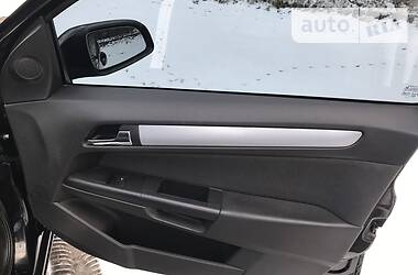 Хетчбек Opel Astra 2005 в 