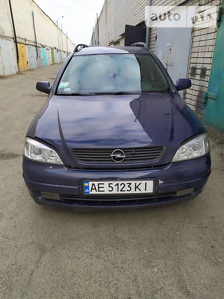 Универсал Opel Astra 2000 в Днепре