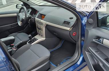 Универсал Opel Astra 2008 в 