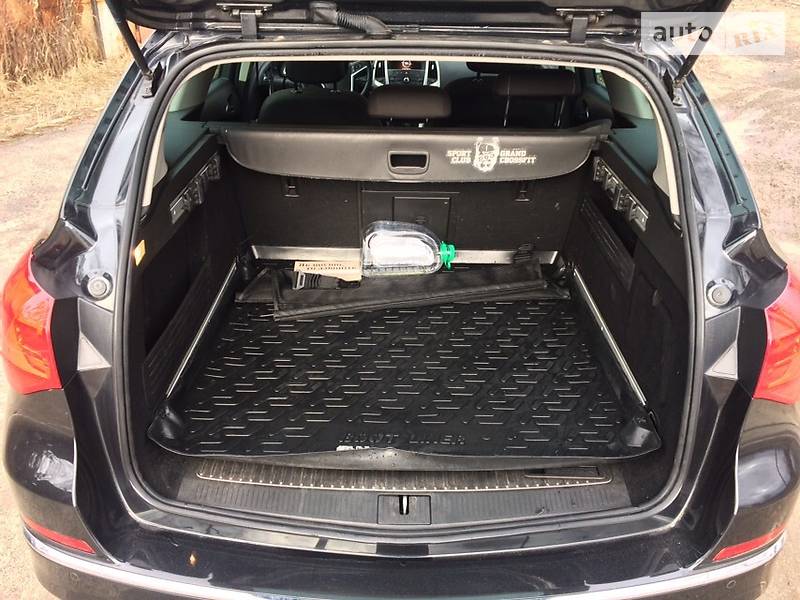 Універсал Opel Astra 2013 в Києві