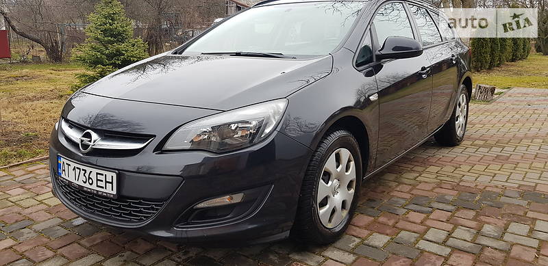 Универсал Opel Astra 2015 в Калуше