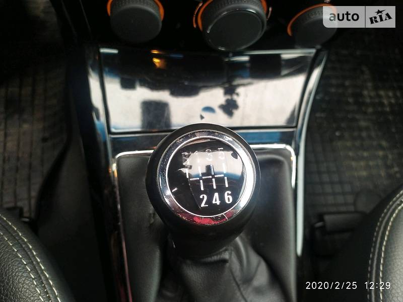 Універсал Opel Astra 2009 в Острозі
