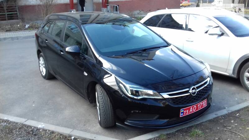 Універсал Opel Astra 2017 в 