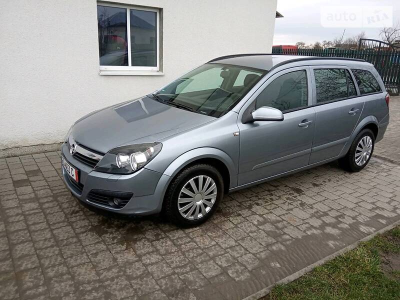 Універсал Opel Astra 2006 в Львові
