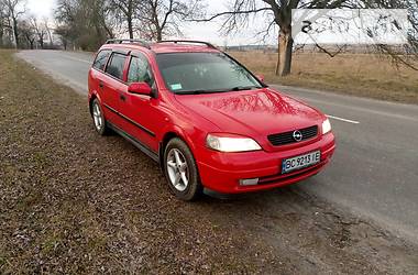 Универсал Opel Astra 1998 в Новояворовске