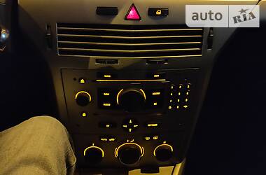 Універсал Opel Astra 2007 в 