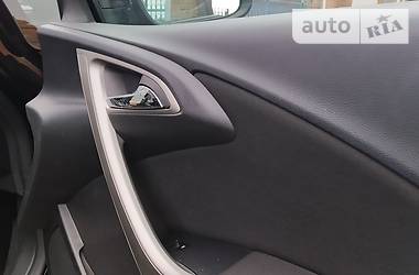 Універсал Opel Astra 2011 в 