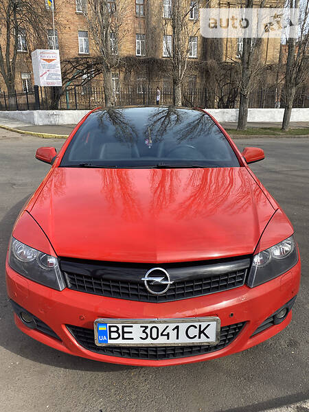 Купе Opel Astra 2007 в Николаеве