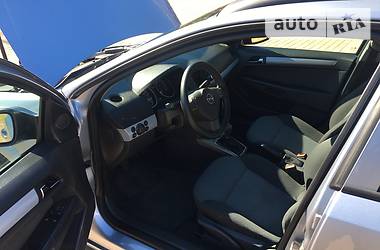 Універсал Opel Astra 2006 в 