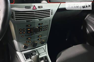 Универсал Opel Astra 2009 в 