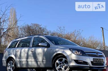 Універсал Opel Astra 2008 в 