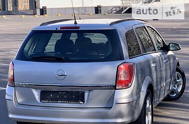 Універсал Opel Astra 2008 в 
