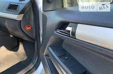 Універсал Opel Astra 2008 в 