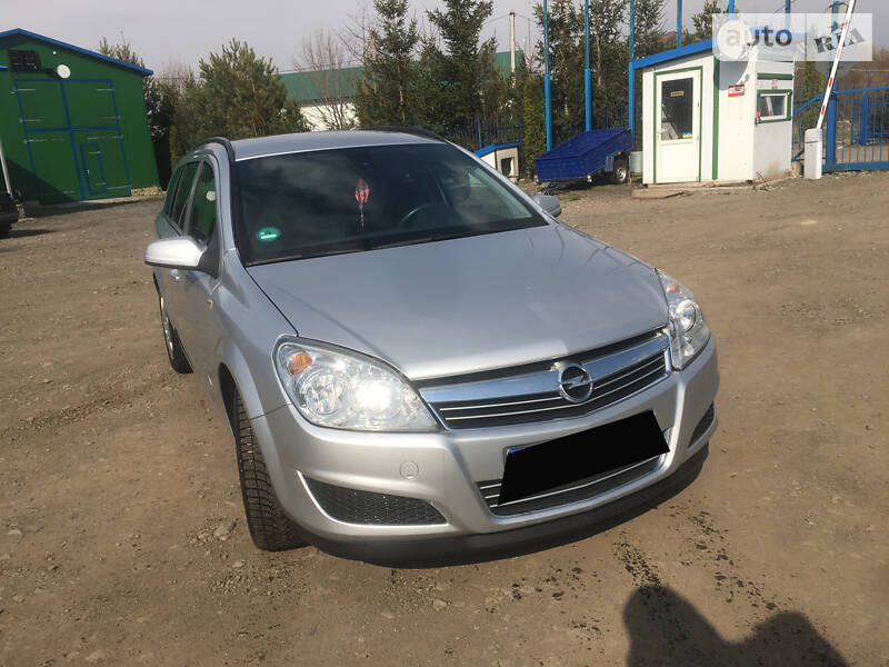 Універсал Opel Astra 2008 в Сколе