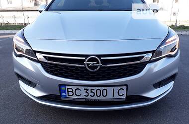 Універсал Opel Astra 2016 в 